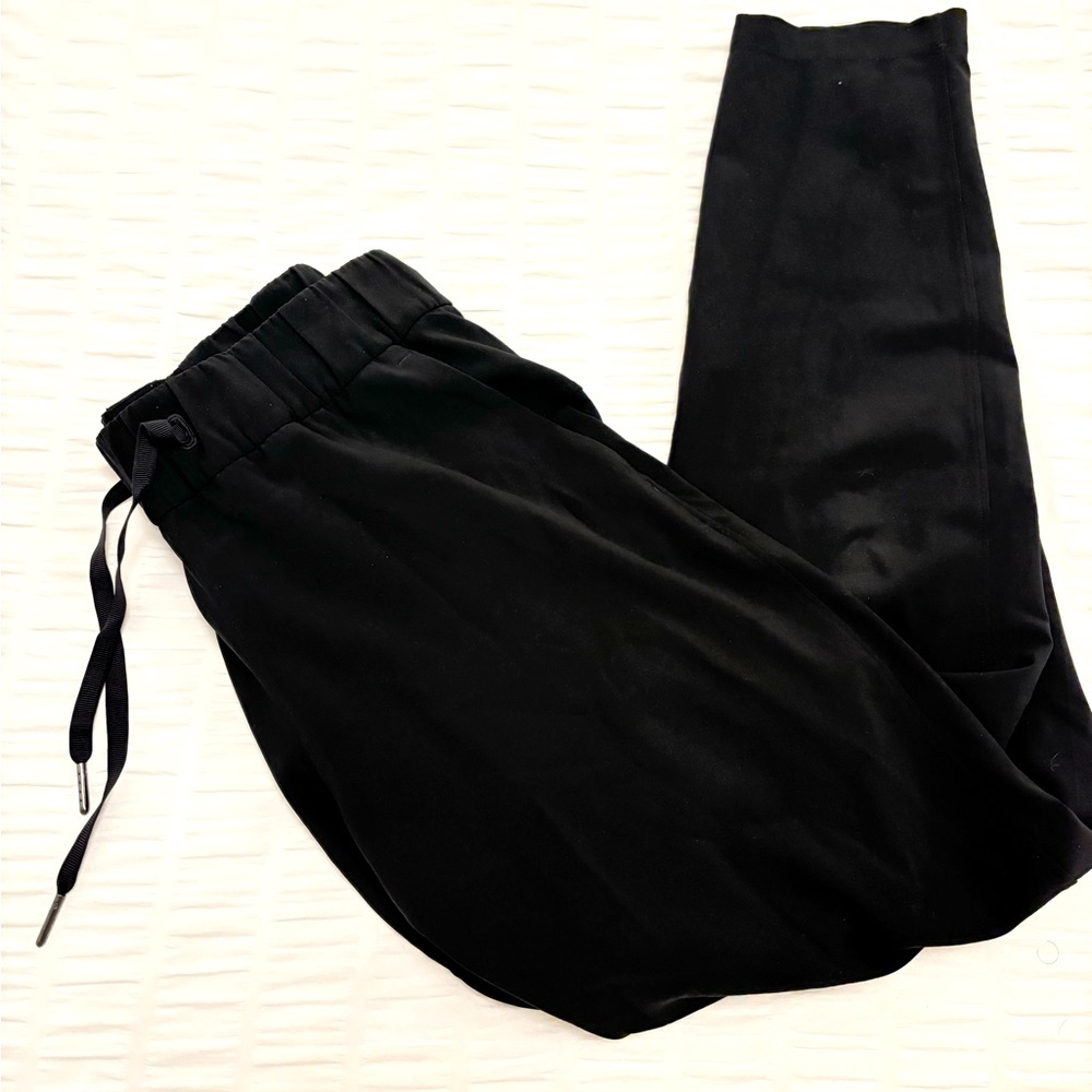 Lululemon On the Fly Joggers
